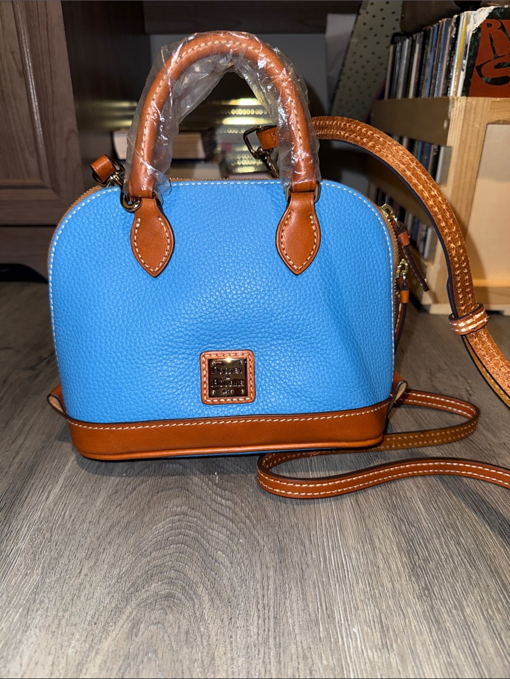 Dooney & Bourke Blue Pebbled Leather Dome Small crossbody (NEW!